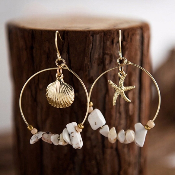 Jewelry - Starfish and Shell Beach Stone Hoop Gold Earrings